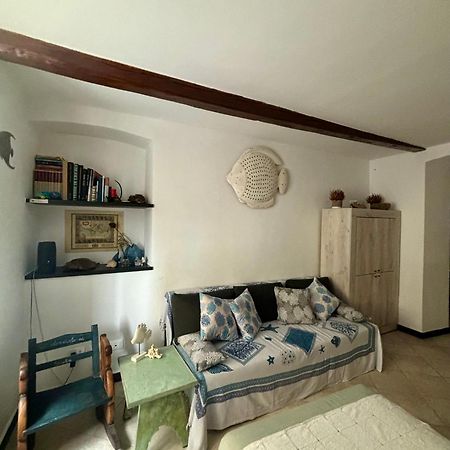 Apartmán Trentapassidalmare Quinto Al Mare Janov Exteriér fotografie